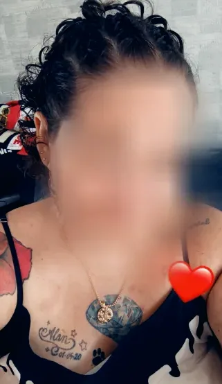 Anna, 40