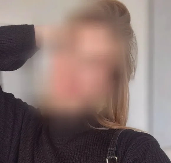 Antonia, 26