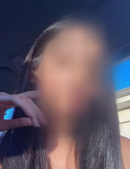 Aylin, 20