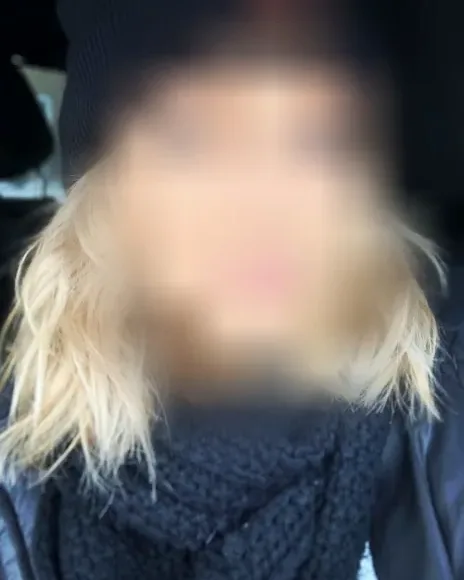 Clara, 39