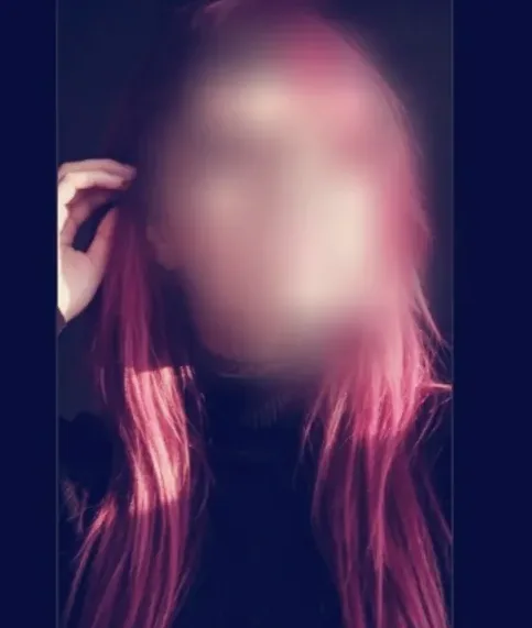 Karin, 39