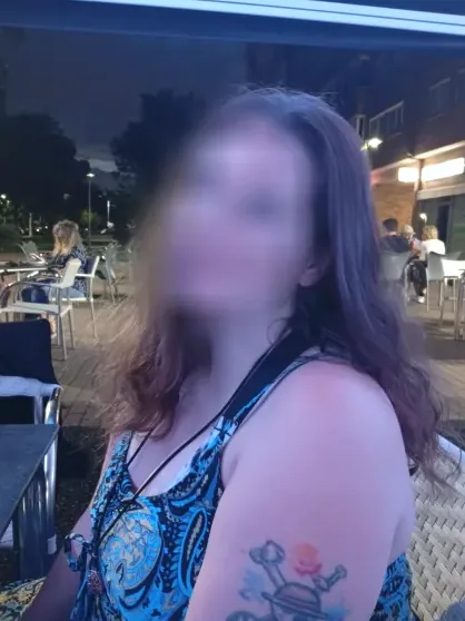 Miriam, 34