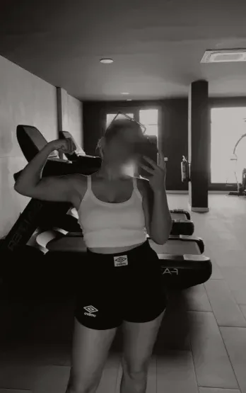 Valerie, 25